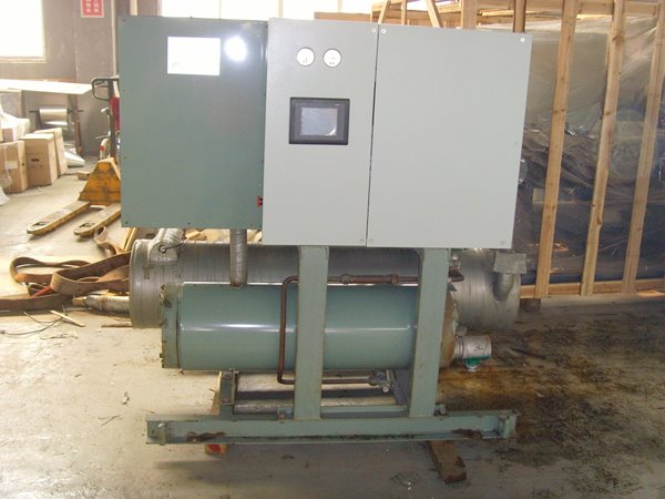 东西湖酒店中央空调不停机清洗方法介绍